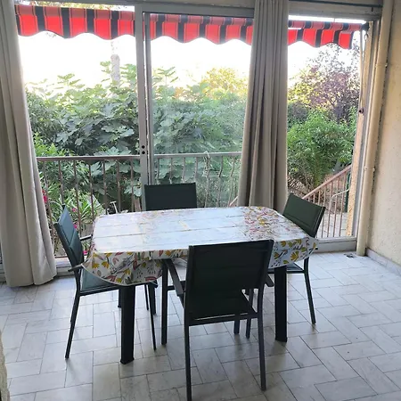 Apartment Rez De Jardin & Veranda Entre Et Village